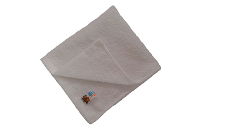 ผ้าขนหนู สีขาว